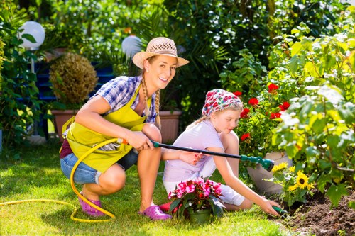 Safe tree maintenance and removal work in Southborough